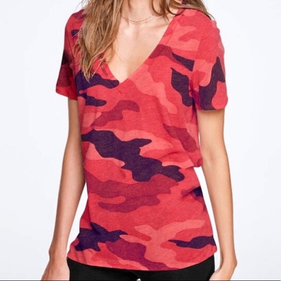 NWT vs pink red camo tee - Picture 2 of 4
